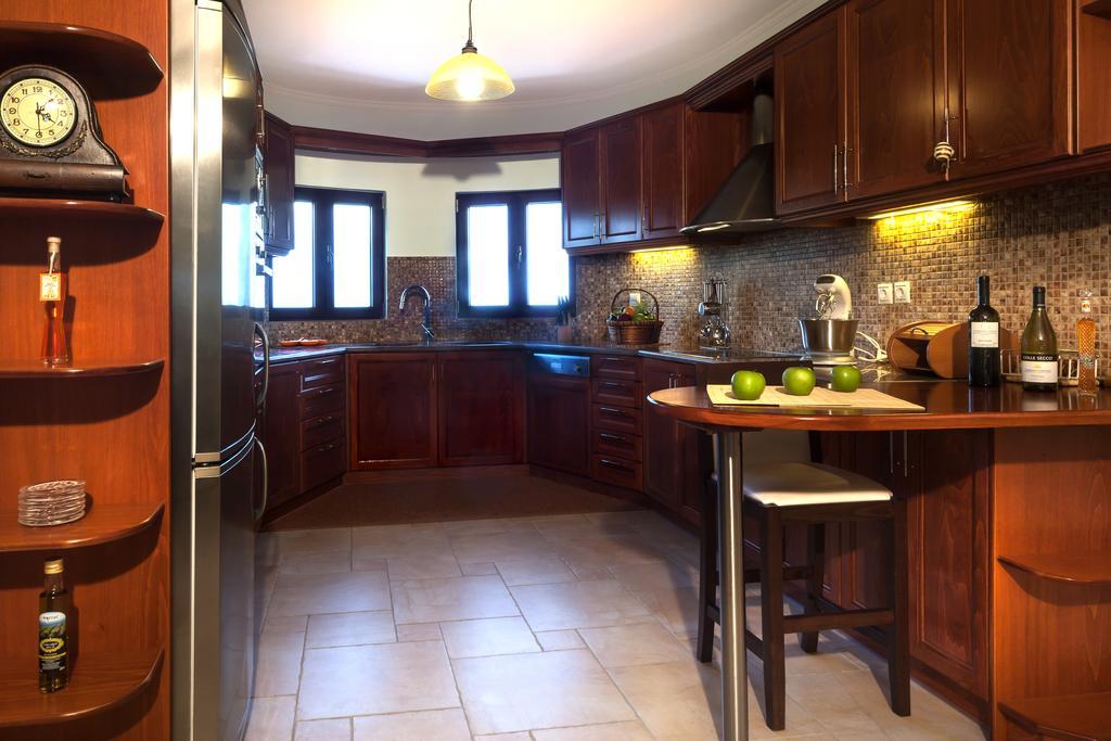 Infinity Villa Kato Pavliana Екстер'єр фото